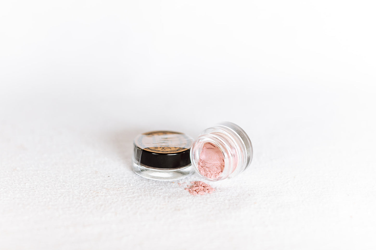 DUSTY ROSE Mineral Body Shimmer - VEGAN